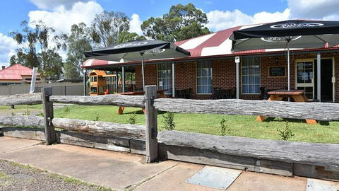 Bulga Tavern - South Australia Travel 0