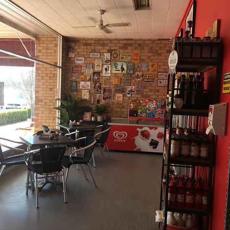 Ganmain Bakery - South Australia Travel 0