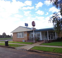 Goolgowi Ex- Servicemen's Memorial Club - South Australia Travel