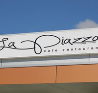 La Piazza Cafe Restaurant - South Australia Travel