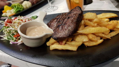 Heritage Hotel - South Australia Travel 0