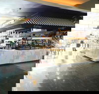 Le Cirque Fine Foods - Docklands - South Australia Travel