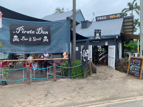 The Pirate Den Bar And Grill - South Australia Travel 1
