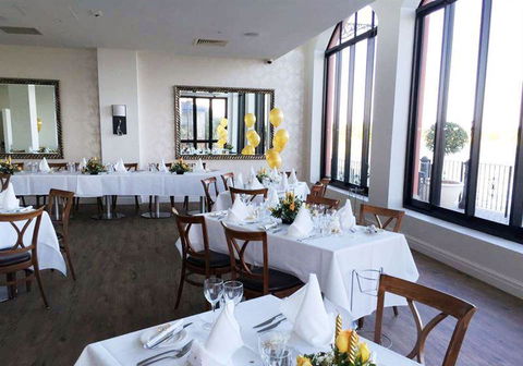 LakeFront Bistro - South Australia Travel 18