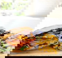 Barracks Bar - Crowne Plaza Hawkesbury Valley - South Australia Travel