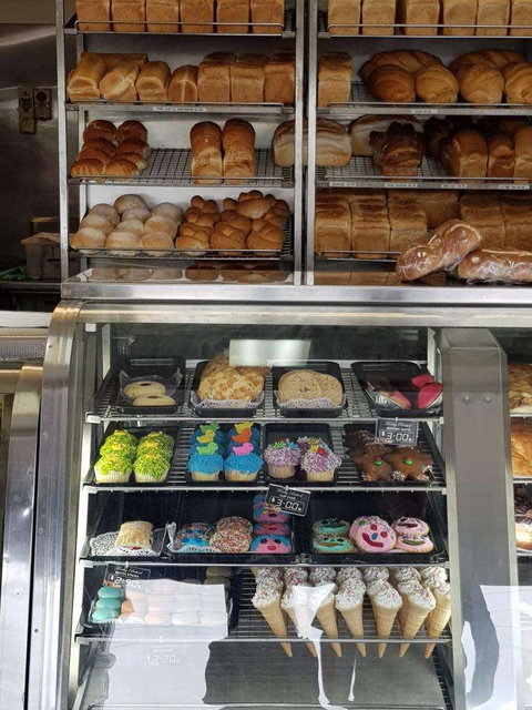 Brighton Bakery - South Australia Travel 0