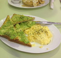 Biscuit Cafe - Springwood - South Australia Travel
