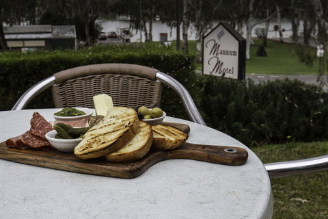 Cafe Mannum - Mannum Motel Complex - South Australia Travel 2
