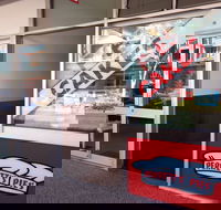 Perrett's Pies - South Australia Travel