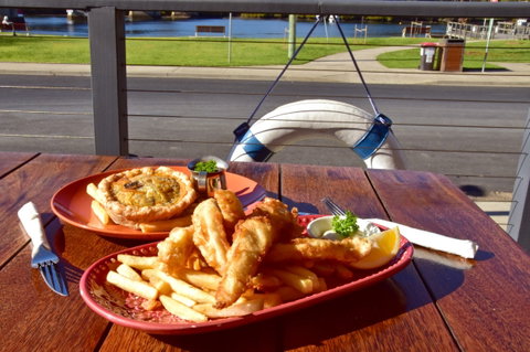 The River Cafe Nelligen - South Australia Travel 1