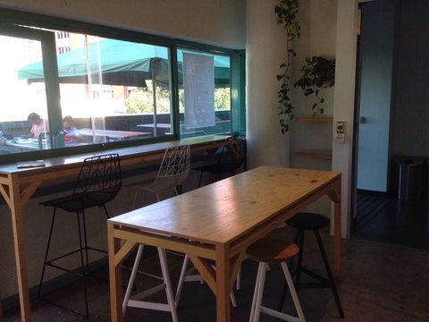 Cafe Lansdowne - South Australia Travel 0