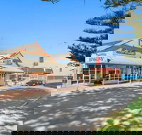 Ardrossan Bakery - South Australia Travel