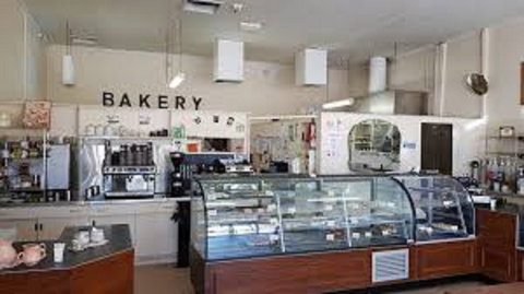 Ardrossan Bakery - South Australia Travel 1