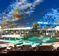 Oasis Pool Bar - South Australia Travel