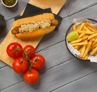 5 Dogs Gourmet Hot Dogs - Mount Gravatt - South Australia Travel