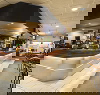Greenacre Hotel - South Australia Travel