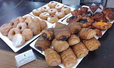 Grandma Moses Bakery - South Australia Travel 0