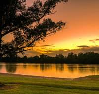Three Birds Riverfront Restaurant - South Australia Travel