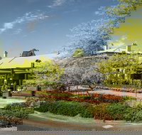 The Stirling Hotel - South Australia Travel