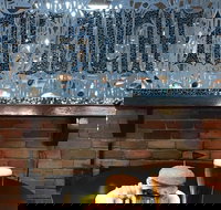 The Red Room - The Edward River Hotel - South Australia Travel