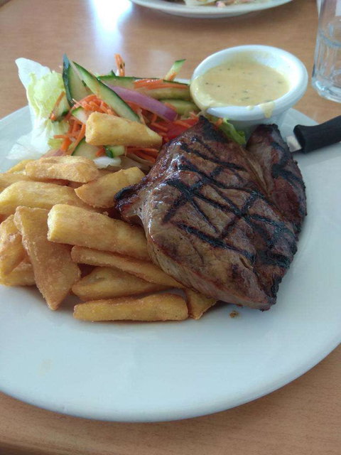 Gladstone Yacht Club - South Australia Travel 0