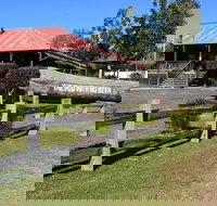 The Pub With No Beer - South Australia Travel