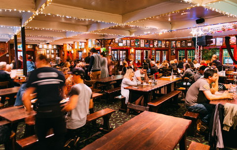 Settlers Tavern - South Australia Travel 1