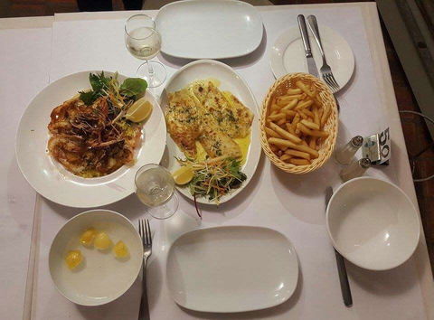 Danny's Seafood Restaurant - South Australia Travel 0