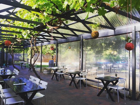 Adventurous Spoon - South Australia Travel 0