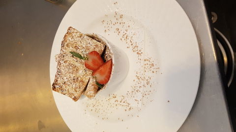 Three Little Pigs - Bar And Bistro - South Australia Travel 2