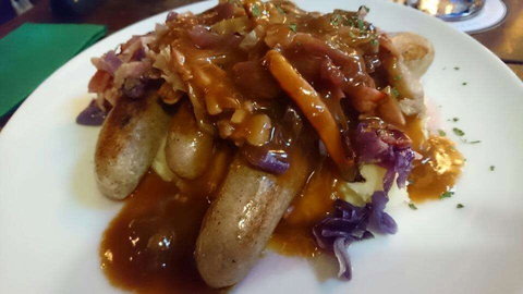 The Elizabethan Village Pub - South Australia Travel 0