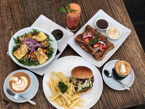 Black Bird Coffee House - South Australia Travel 0