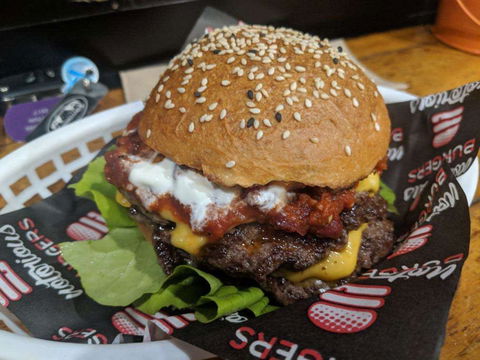 Notorious Burgers - South Australia Travel 0