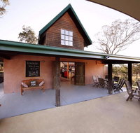 Petersons Wines on Broke Road - South Australia Travel