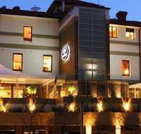 Doncaster Hotel Brasserie - South Australia Travel
