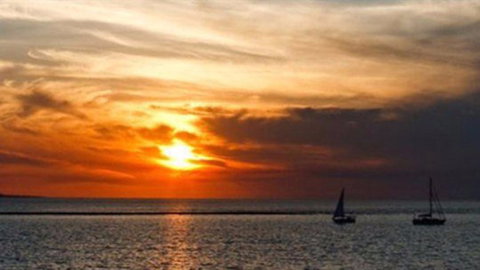 La Beach Restaurant - South Australia Travel 0