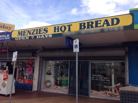 Menzies Hot Bread - South Australia Travel 0
