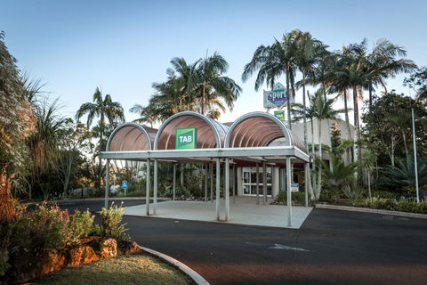Sports Club Bistro - Lismore Workers Sports Club - South Australia Travel 0