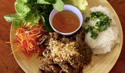 Aunty Ut Restaurant - South Australia Travel 0