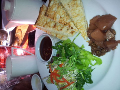 Bistro On Cinders - South Australia Travel 0