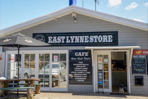 East Lynne Store - South Australia Travel 0