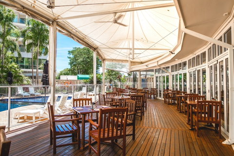 Poolside Restaurant And Bar - South Australia Travel 0