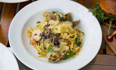 O Bar & Restaurant - South Australia Travel 5