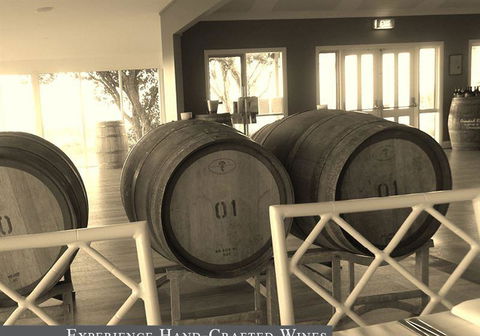 Oak Room Eleven - South Australia Travel 9