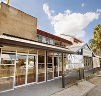 Commercial Hotel - South Australia Travel