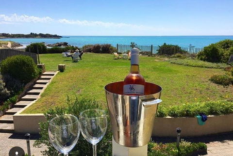 Caledonian Inn - South Australia Travel 9
