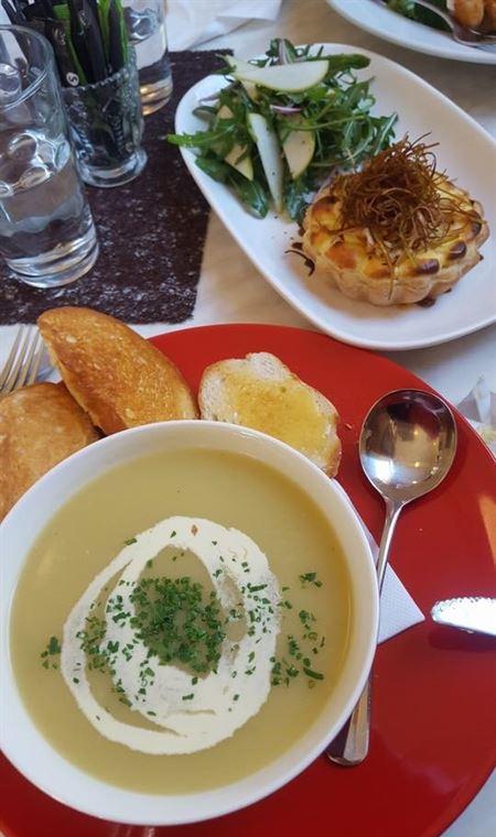 The Apple Tree Cafe - South Australia Travel 11