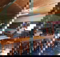 Yolla Tavern - South Australia Travel