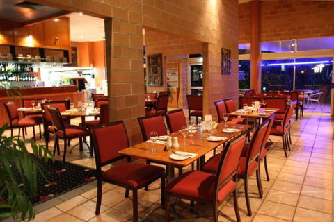 Windmill Motel–Apartments & Reception - South Australia Travel 1