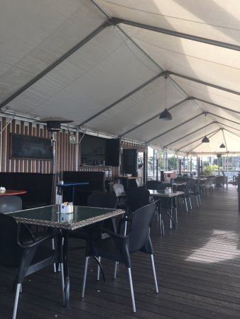 Waterfront Cafe Bar - South Australia Travel 0